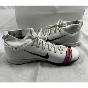 Nike Superfly 6 Club IC Youth Soccer Shoes - Size 5Y